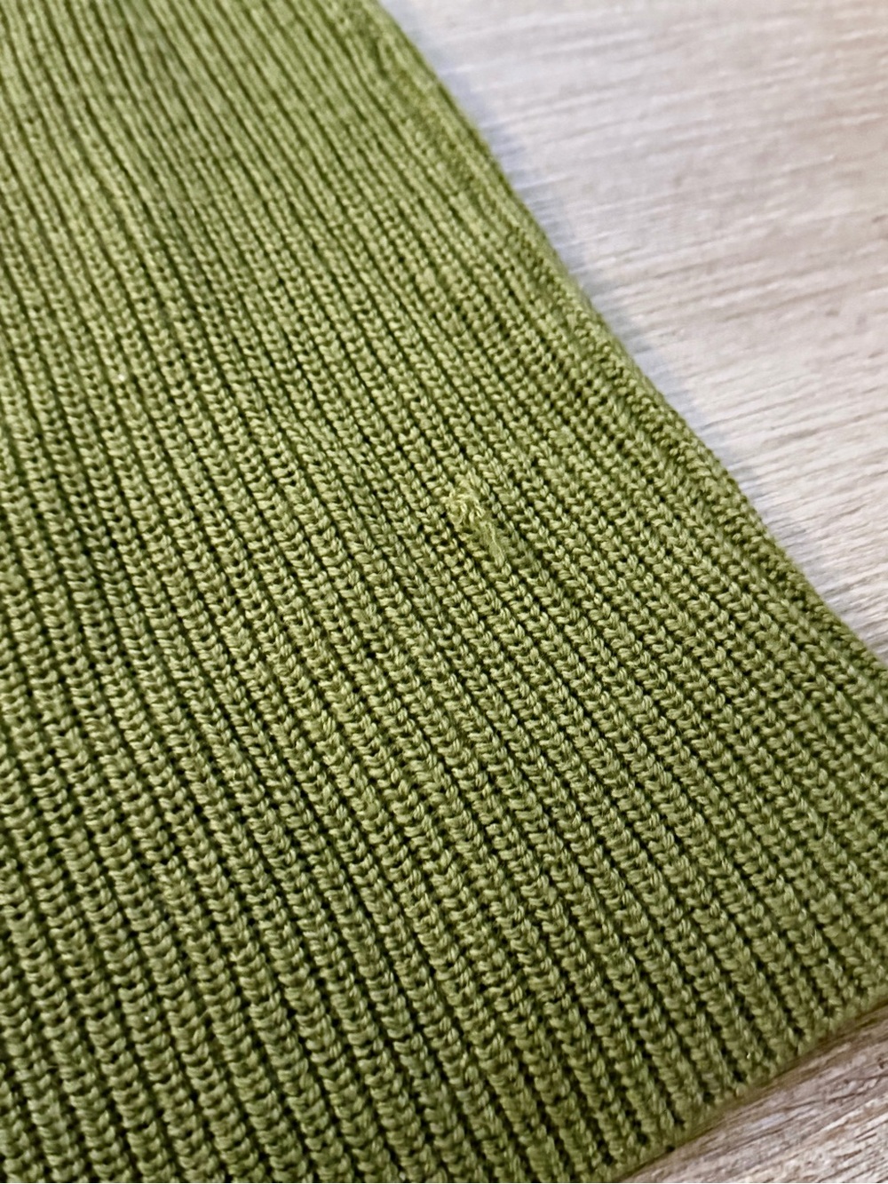 Babaton Sleeveless Ribbed Green - Picture 6 of 7